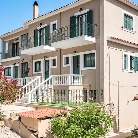 Apartamento Daratos 4 *